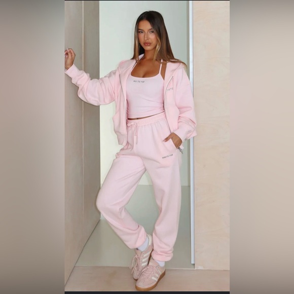 White Fox Boutique Pants - NWT White Fox SET Test Drive in size XS color Icy Pink